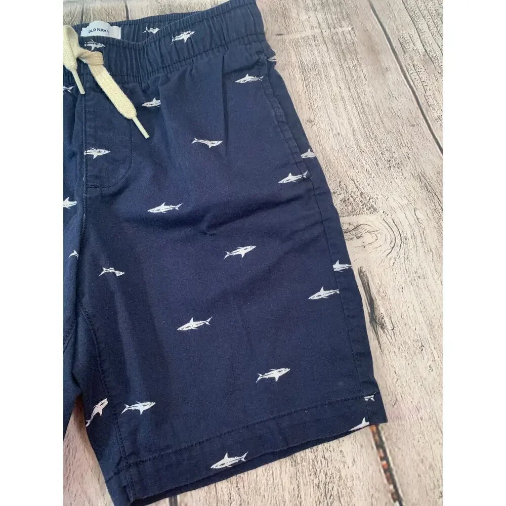 OLD NAVY Boy’s Navy Shark Bermuda Shorts / Size: Small 6-7